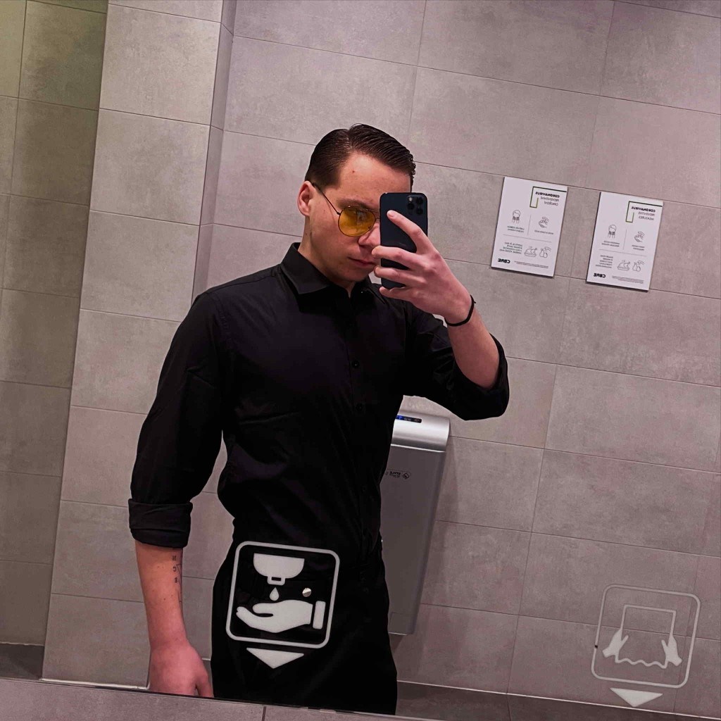 Dominik Klos